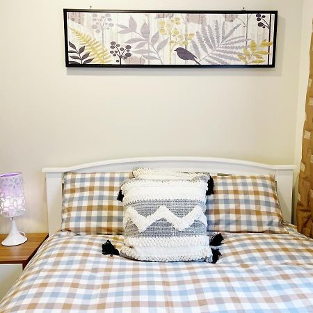 Cozy Home In Pinehill Auckland Esterno foto